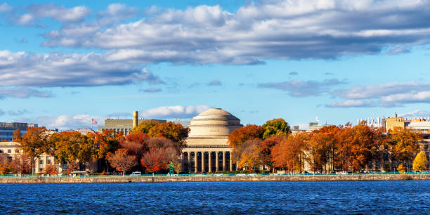 410+ Mit Campus Stock Photos and Royalty-Free Pictures - iStock