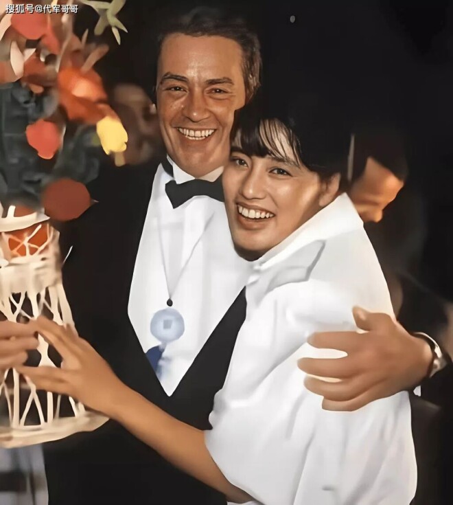 64岁李凤绪定居加拿大 曾拒嫁阿兰德龙引轰动（配图1）