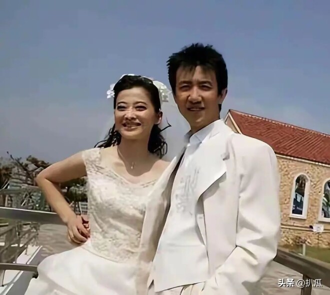 吃梅婷6年软饭为了李小冉被打 如今57岁现状唏嘘（配图13）