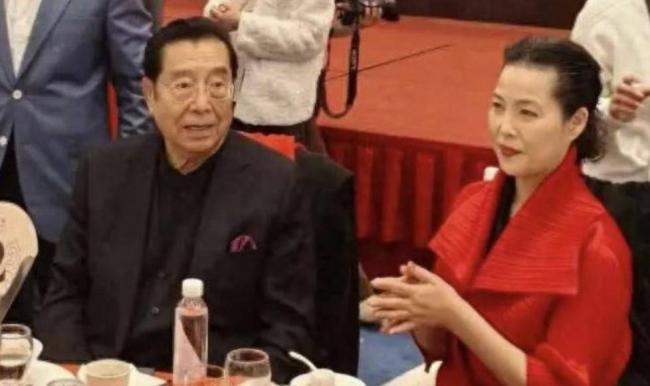 移民澳洲被卡：梦鸽严管李天一 李双江到处商演