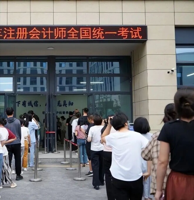 董春兰与史玉柱离婚后悔吗？她的人生现状如何（配图5）
