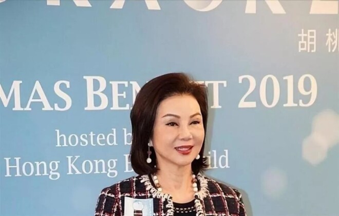 她嫁豪门生5子后丈夫爱上王祖贤 婆婆霸气给4亿（配图17）