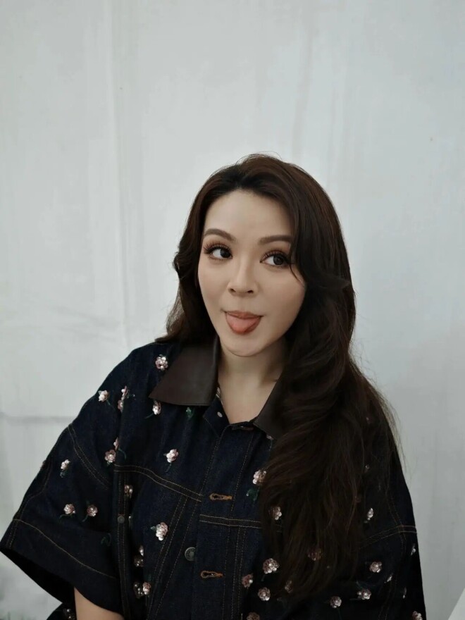香港知名女歌手传秘婚近一年 嫁足球队班主（配图5）