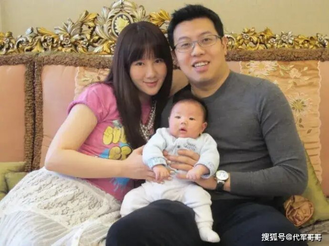 43岁孟瑶2段婚姻生下3个孩子 早已移居美国加州（配图2）
