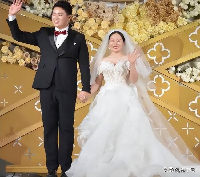 最矮奥运冠军，退役后逆天蜕变，遇到顶级良缘