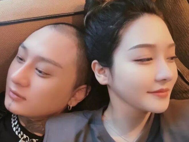 网红方丈前妻爆料 他在婚内出轨6次（配图1）