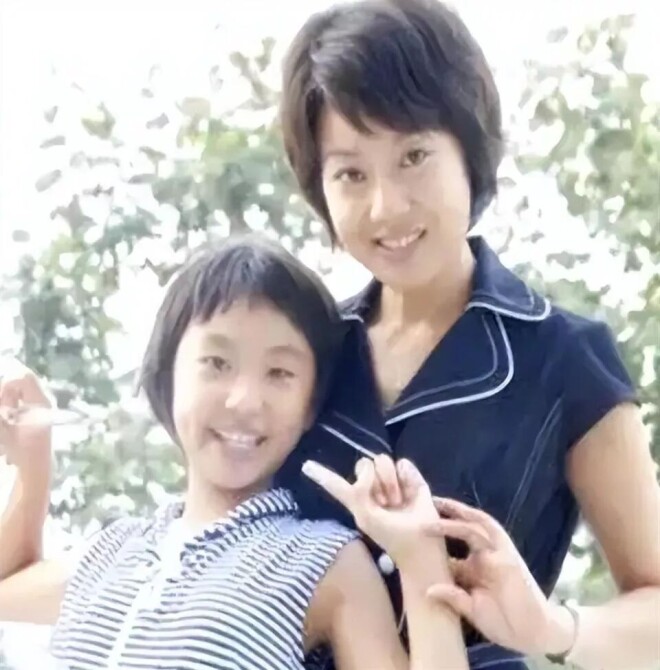 宁愿净身出户也要与闫妮离婚 邹伟现在怎么样了?（配图14）