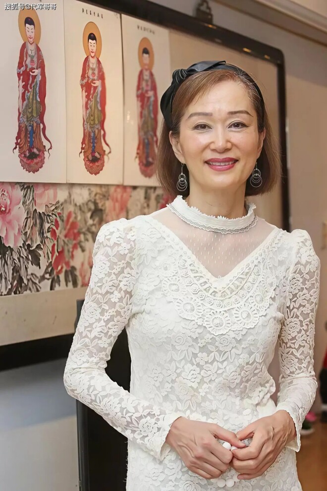 73岁施思近况：曾经历一段失败婚姻 今皈依佛门（配图6）