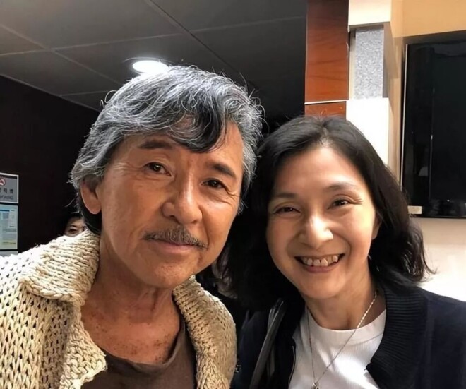 娶小14岁娇妻结婚30年却分房睡 如今怎么样了？（配图1）