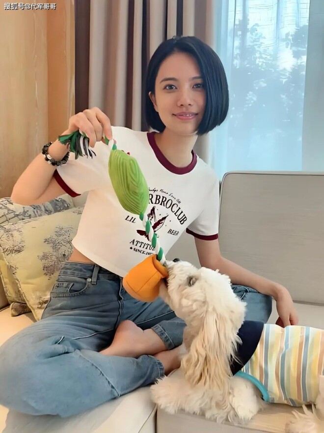 32岁姜珮瑶近况：与刘冬沁绯闻轰轰烈烈 如今（配图4）