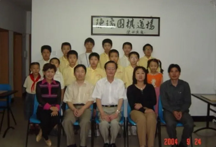战鹰：一个围棋天才少女的“滑落”