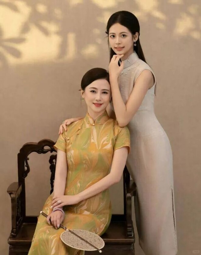 翁虹19岁女儿三次拒爱 在美国上学却“不随便”（配图8）