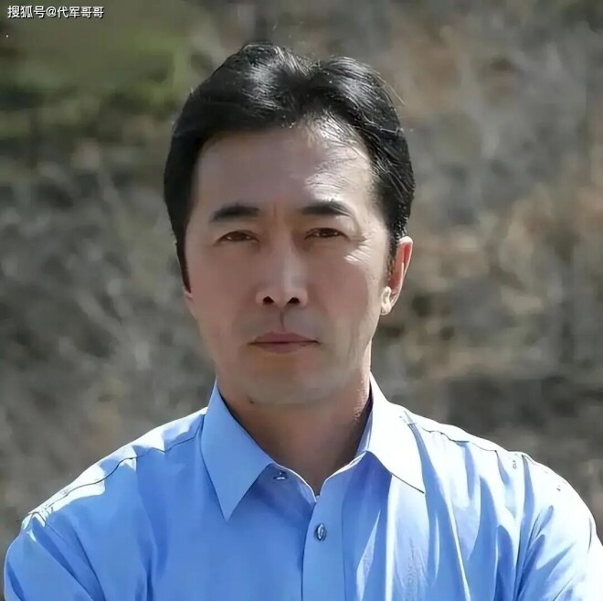 郑晓宁再婚娶黄育莉生下一子 如今离婚4年仍单身（配图5）