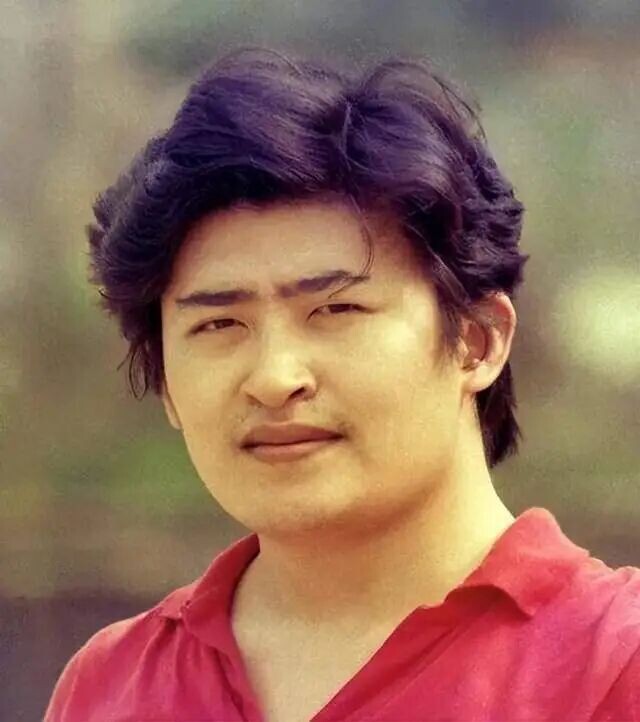 刘欢晚年身体一直不好 曾带着救心丸上歌手舞台