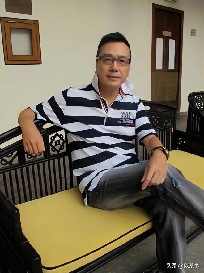 原来他是刘晓庆前男友 74岁依旧帅气为她单身（配图6）