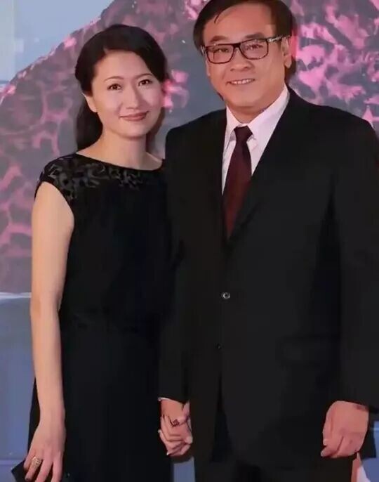 朴树疑陷五角恋 丁克的明星各有各的难言之隐？（配图12）