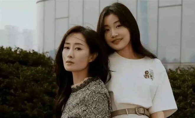 刘敏涛直言这辈子最对决定就是三十七岁净身出户（配图4）