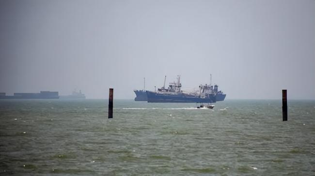 伊朗不值得可怜：海峡牌失灵后，扬言要干这大事