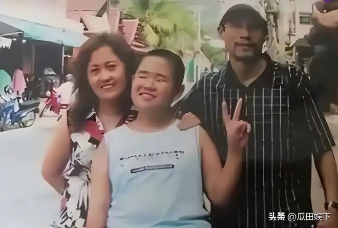 养出白眼狼？68岁刘佩琦落泪 刘晓庆也同病相怜（配图3）