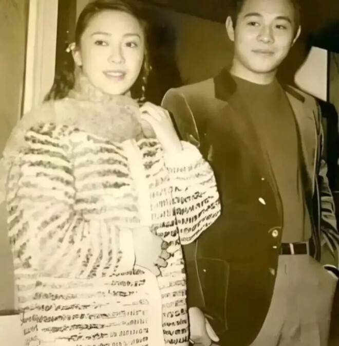 李连杰提前妻黄秋燕 承认当年财产都留给了她（配图1）