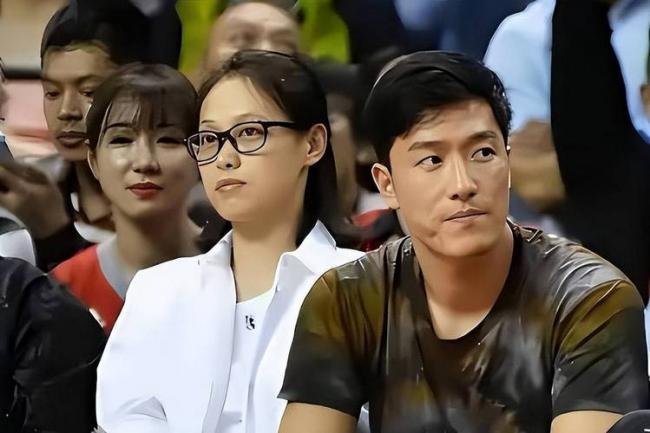 原来刘翔父亲是他，和姚明入围“上海新好男人”