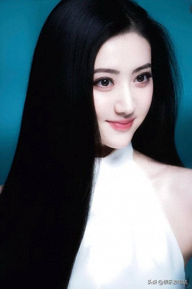 景甜郑爽大学合照曝光，颜值差一目了然