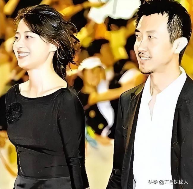 吃梅婷软饭 出轨李小冉遭断手断脚 他如今怎样了