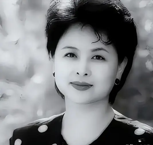 原来她早已去世！退休5个月在美国儿子家中离世，只留下26字遗言