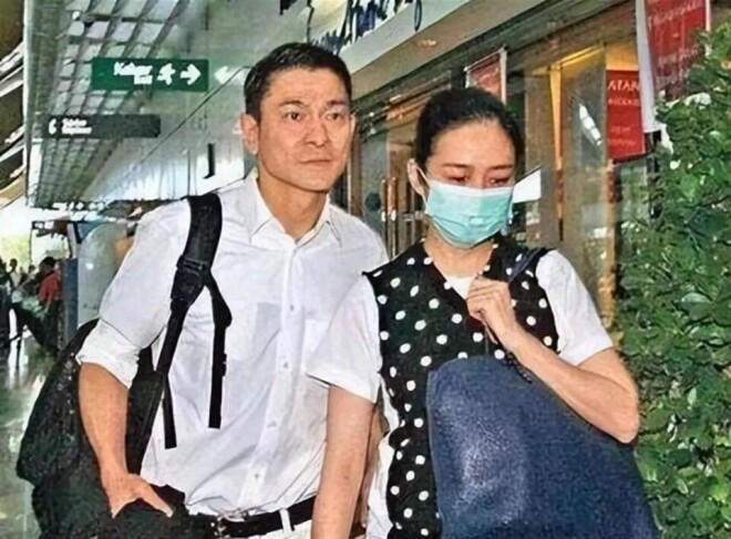 刘德华以为和朱丽蒨恩爱18年够幸运了 没想到（配图6）