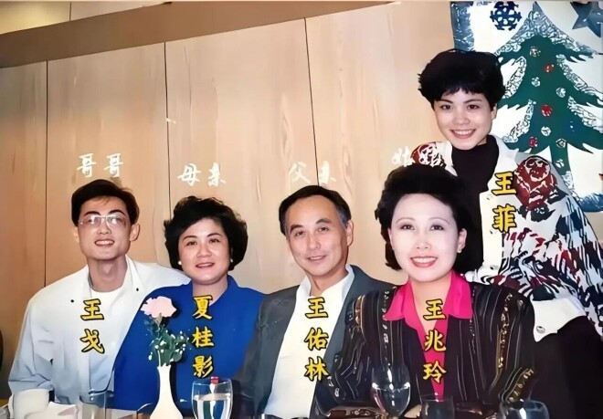 王菲的姨妈在九华山出家36年 她近些年与王菲（配图3）