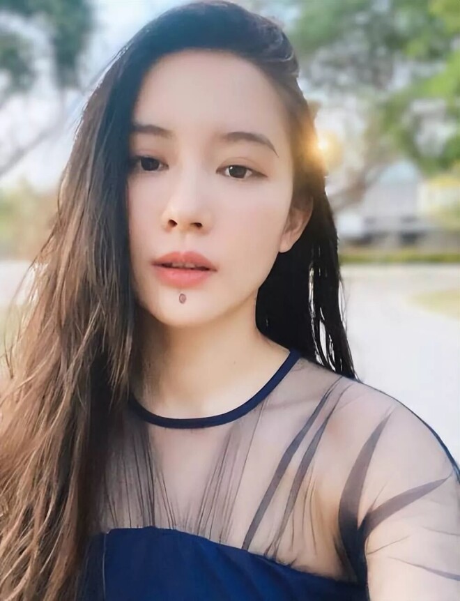 币圈女大佬：9岁丧父16岁打工 和赵长鹏未婚生子（配图9）