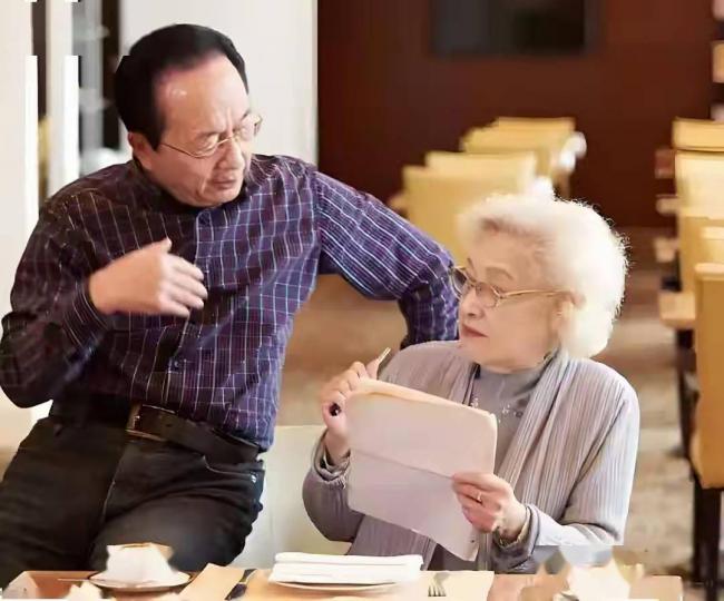 《梁祝》作曲家陈钢辞世 他的父亲比他更有名