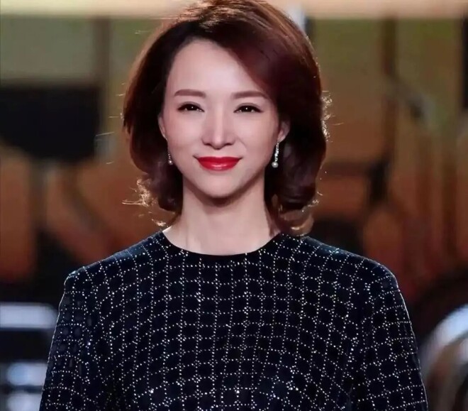 52岁董卿和老公国庆罕同框 关系亲密破离婚传闻（配图8）