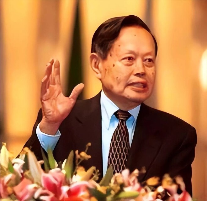 翁帆回杨振宁合肥老家 见证“遗产”落地（配图16）