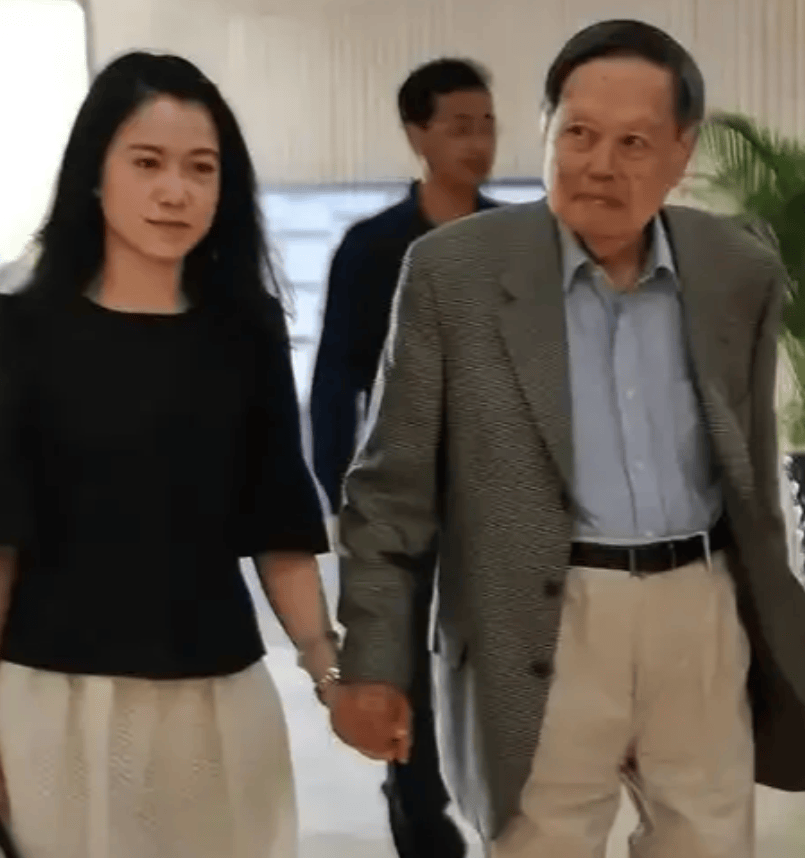 翁帆最新近照曝光！50岁的人 看起来却像30多岁（配图5）