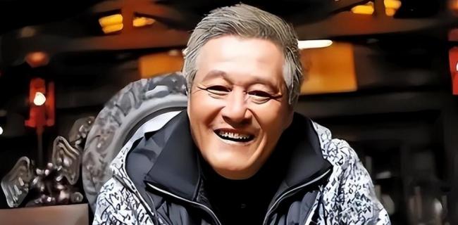 她曾是本山传媒第一美女 如今与昔日判若两人