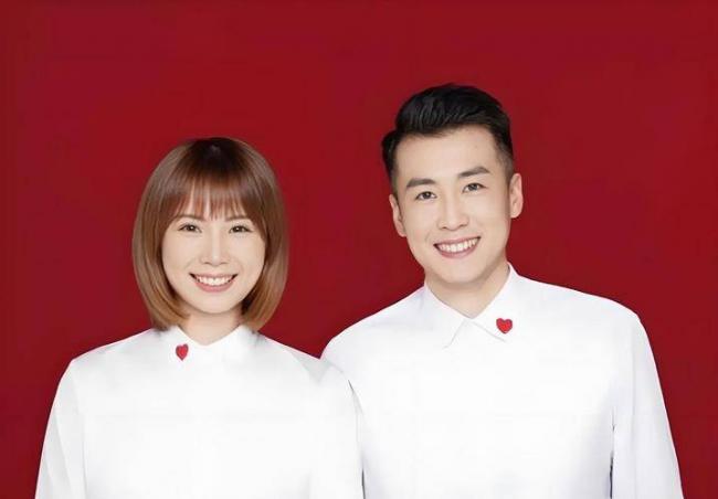 中国女排队长嫁高富帅生俩儿子，如今身居高位
