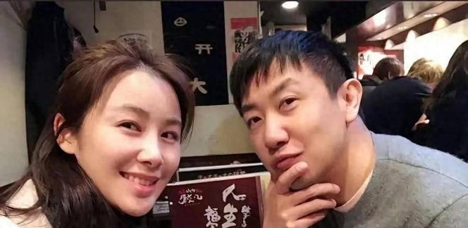 鄢颇近况曝光：曾与李小冉、梅婷两段情史的他，如今定居北京一个细节暴露为何幸福婚姻靠熬汤