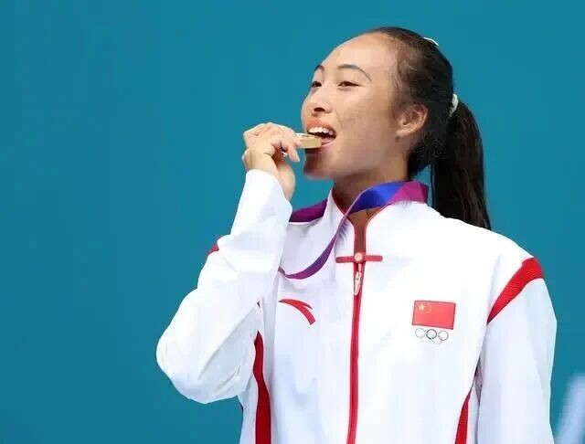 郑钦文美网赚621万 今年又是“体坛赚钱一姐”?（配图4）