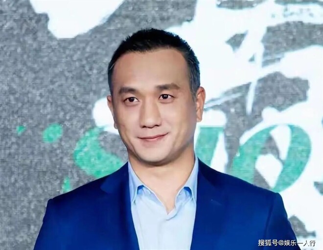 当年对徐静蕾求婚多次未果 转头聊小14岁姑娘（配图18）