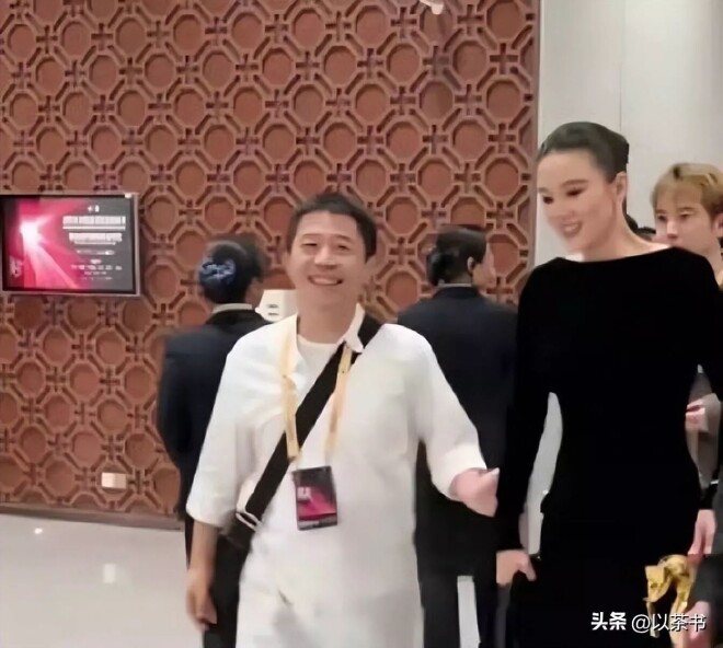 原来他就是宋佳丈夫 实力背景不一般（配图15）
