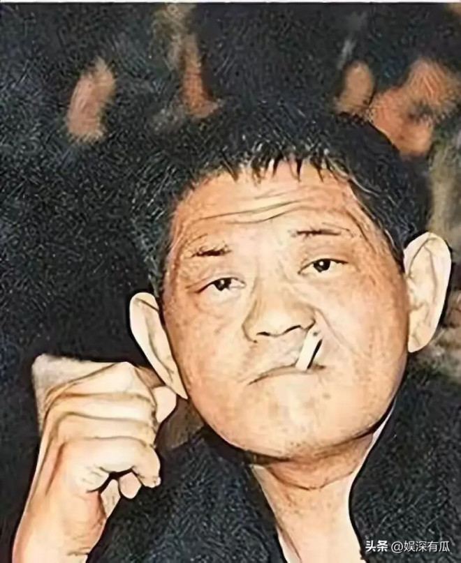 他被富婆包养十年精神失常 60岁剃度出家太唏嘘（配图3）