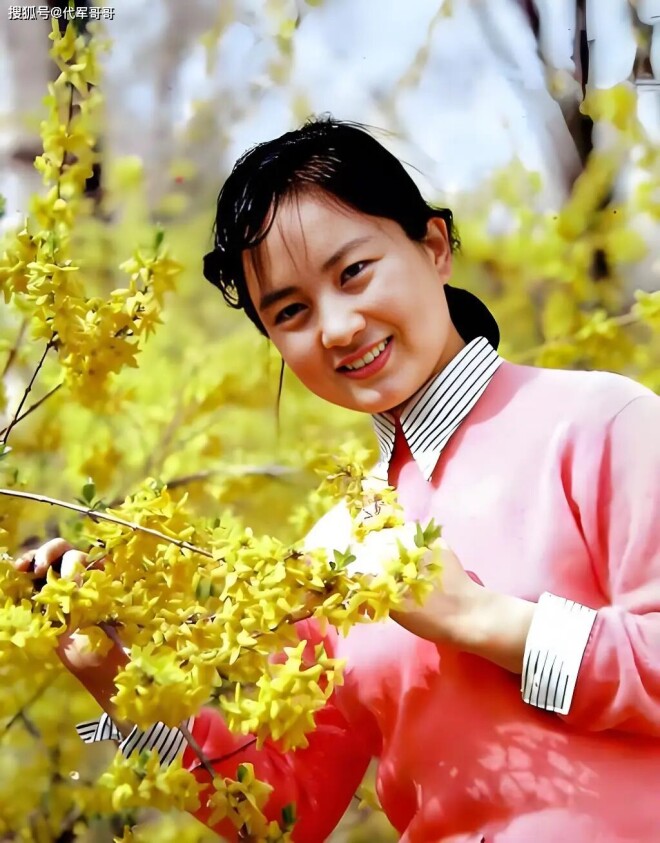 75岁张金玲近况曝光 与徐敏离婚后带娃嫁富商（配图1）