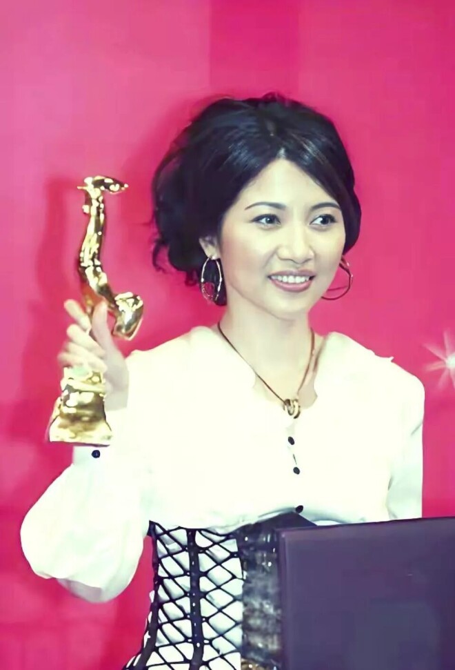 柯蓝说无儿无女是福报？6位童年女神不婚不育（配图42）
