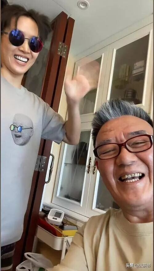 74岁住上海豪宅的李立群 给所有老年人提了个醒（配图20）
