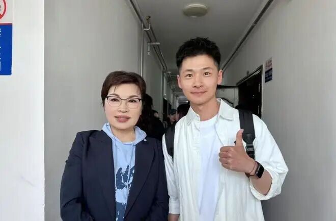 李瑞英：28年工作零失误 儿子坠楼是我一生的痛（配图20）