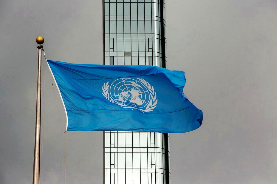 聯合國旗幟2022年9月22日在紐約聯合國總部飄揚。美聯社