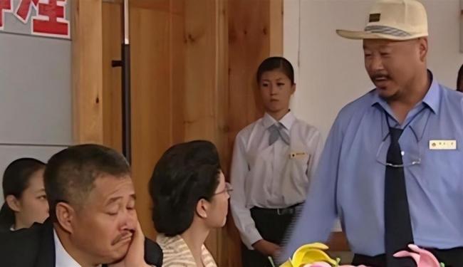 她曾是本山传媒第一美女 如今与昔日判若两人
