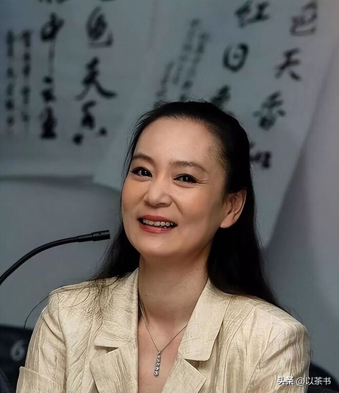66岁刘雪华：住上海豪宅 丈夫去世15年很孤单（配图12）