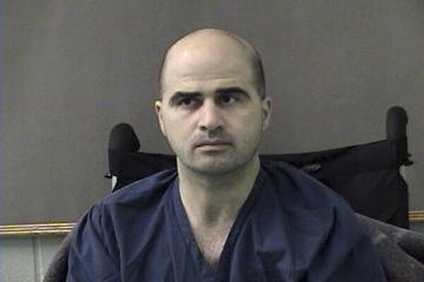 ▲美軍少校哈桑（Nidal Hasan）2009年在胡德堡軍營開槍掃射，圖為他2010年被關押在德州監獄的畫面。（圖／達志影像／美聯社）